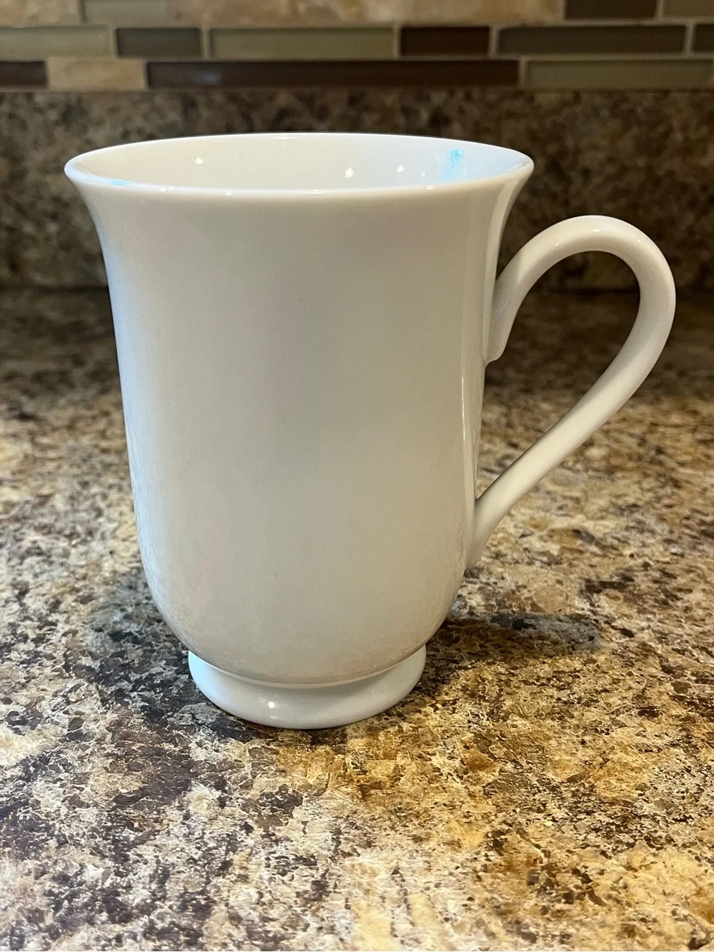 Pottery Barn Classic White Porcelain Coffee Mug - Elegant Everyday Cup